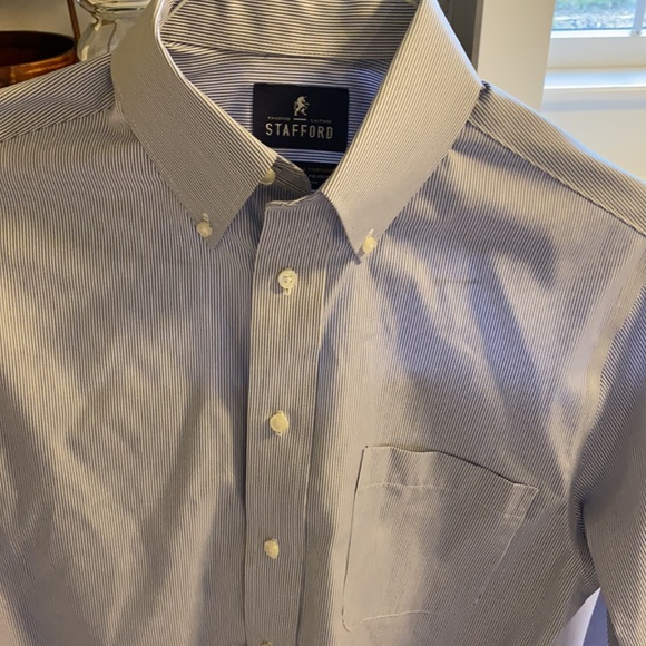 Bundle of Three Men’s Stafford Oxford Shirts! - Picture 3 of 10